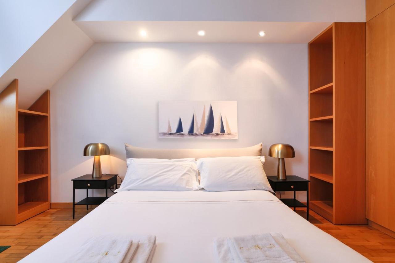 Duomo Luxury Apartment VIII Милано Екстериор снимка